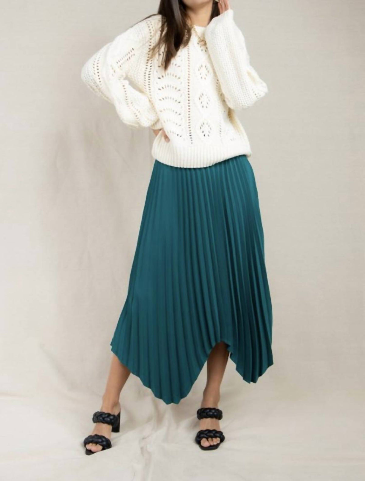 Naked Zebra - Cable Knit Round Neck Sweater