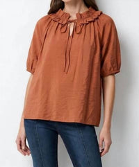 Naked Zebra - Ruffle Collar Short Sleeve Blouse