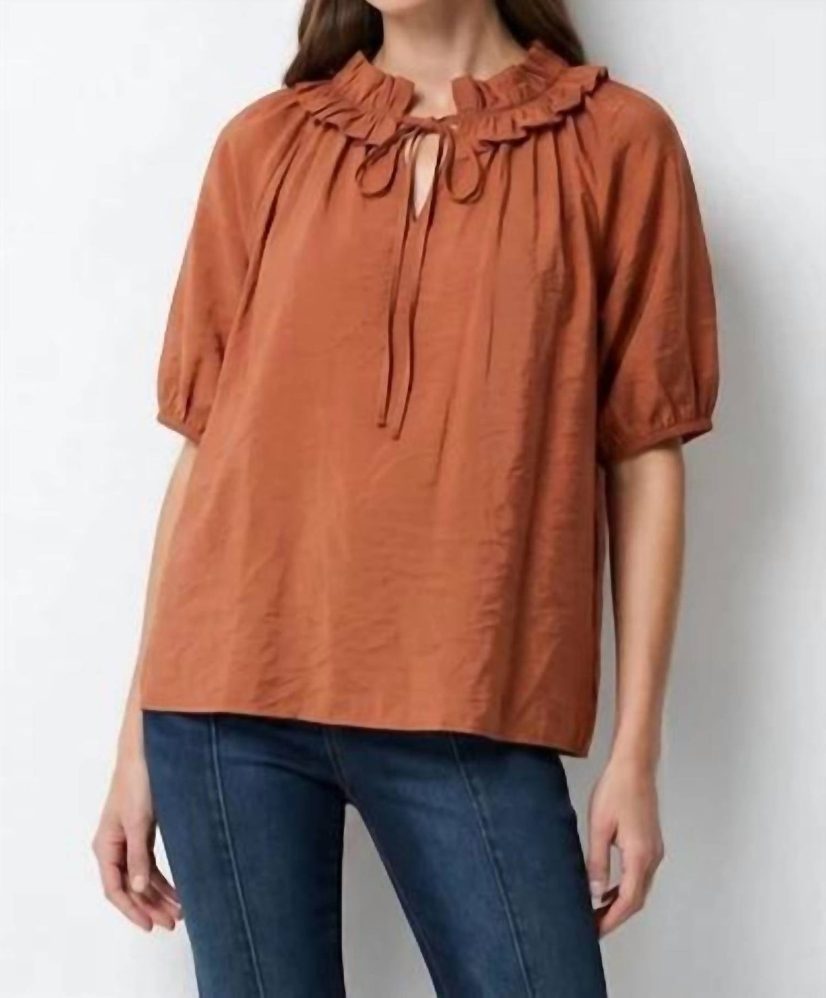 Naked Zebra - Ruffle Collar Short Sleeve Blouse