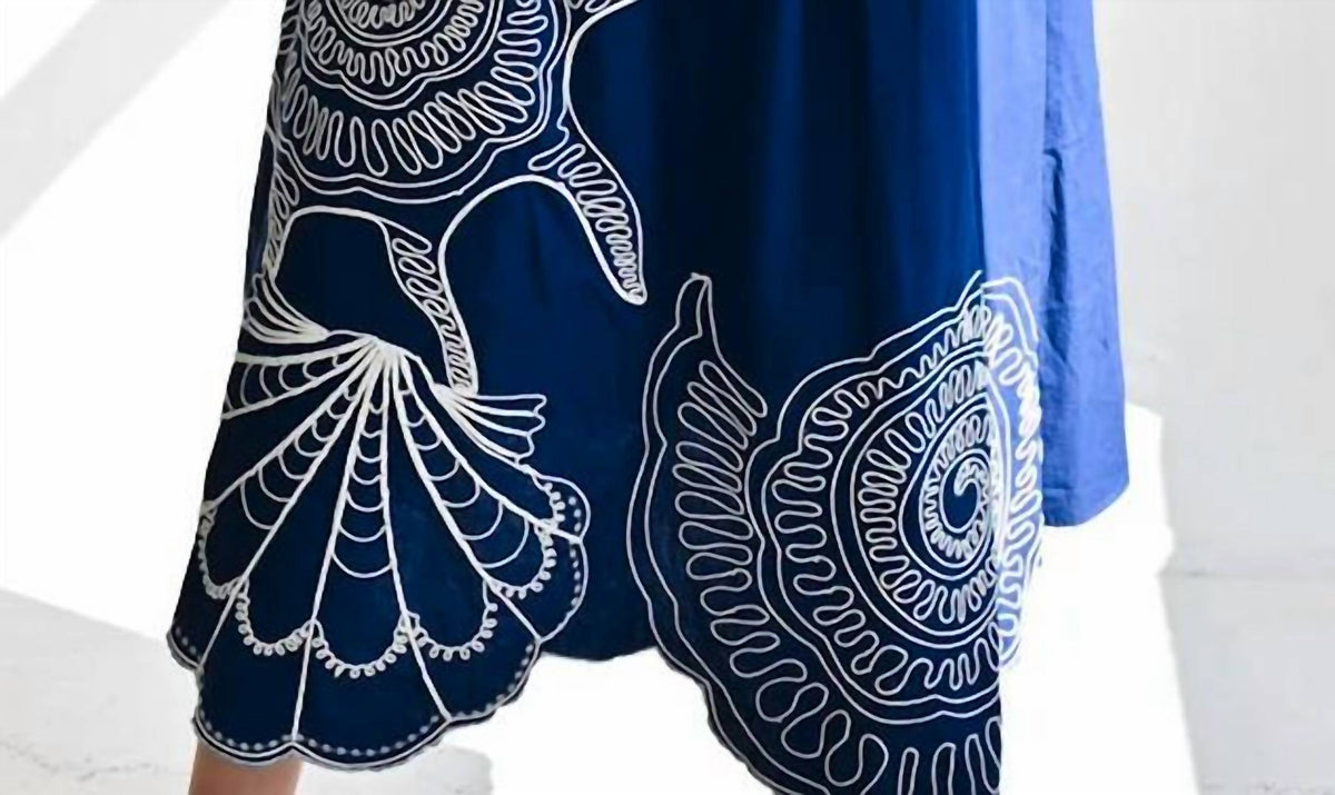 Never A Wallflower - Nautilus Maxi Dress