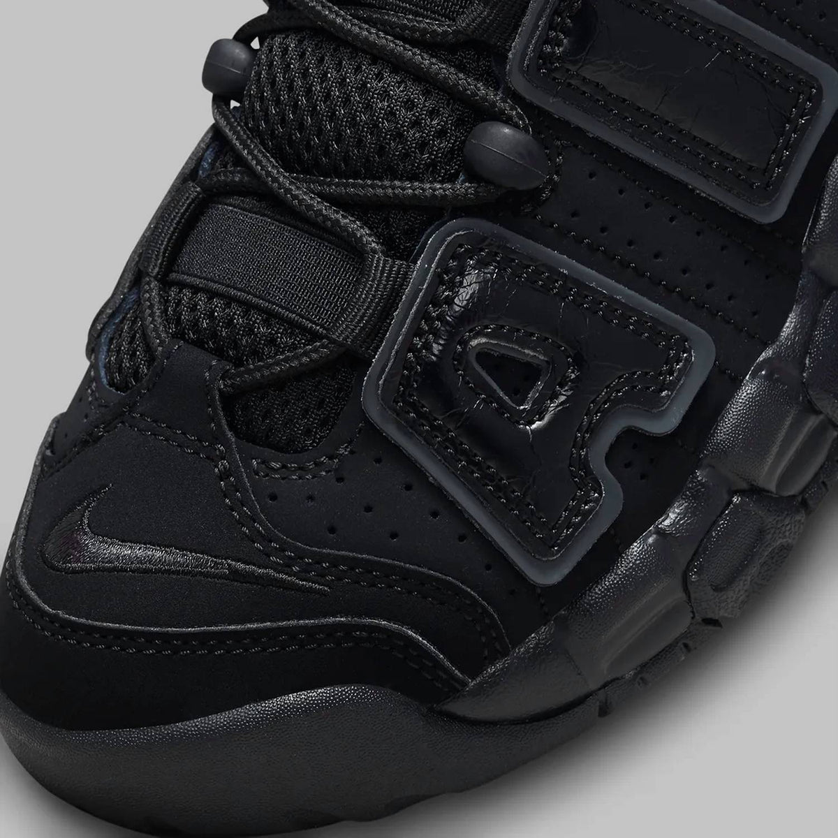 Nike - Grade Shoe Air More Uptempo Shoes