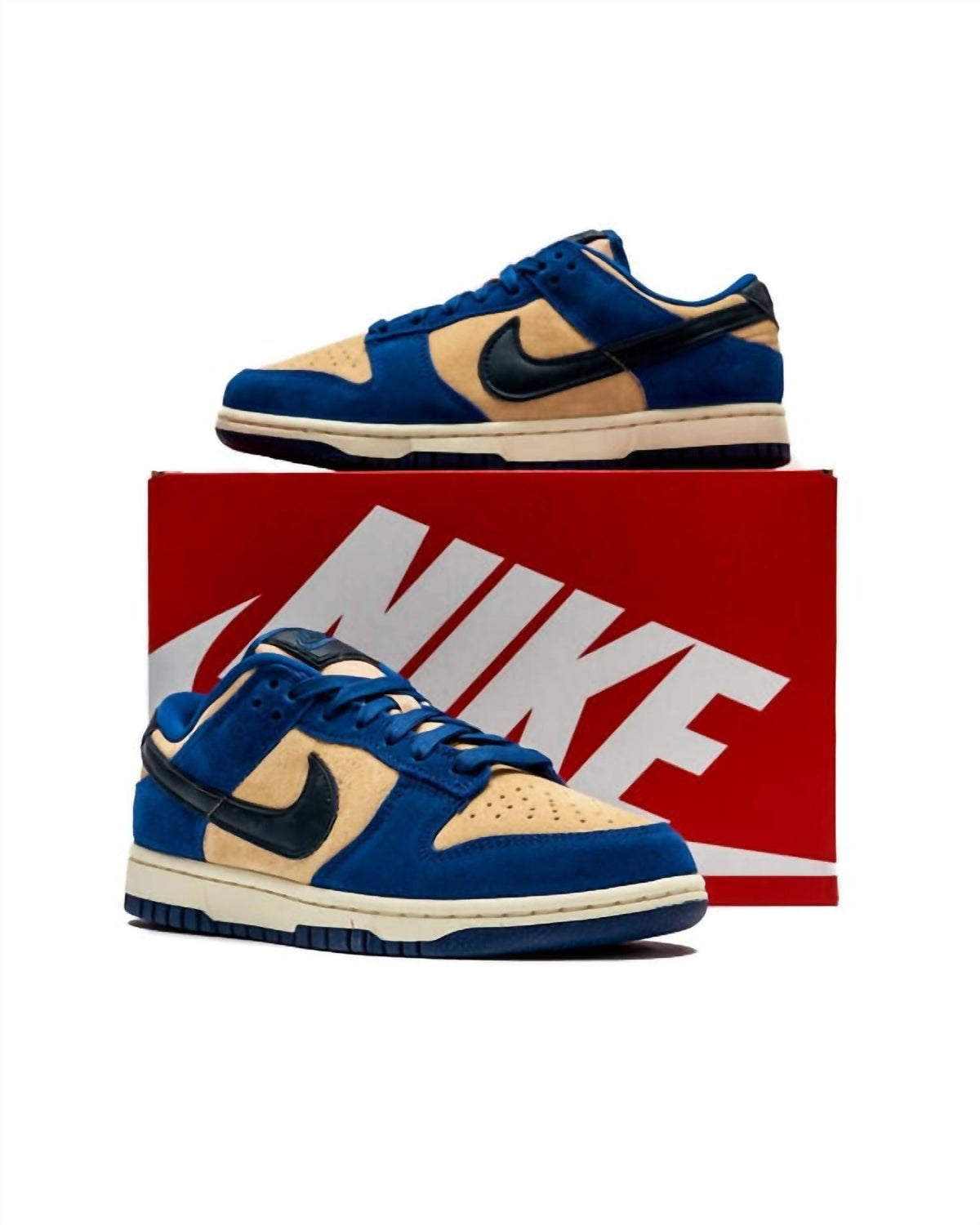 Nike - Women's Dunk Low Lx Sneakers