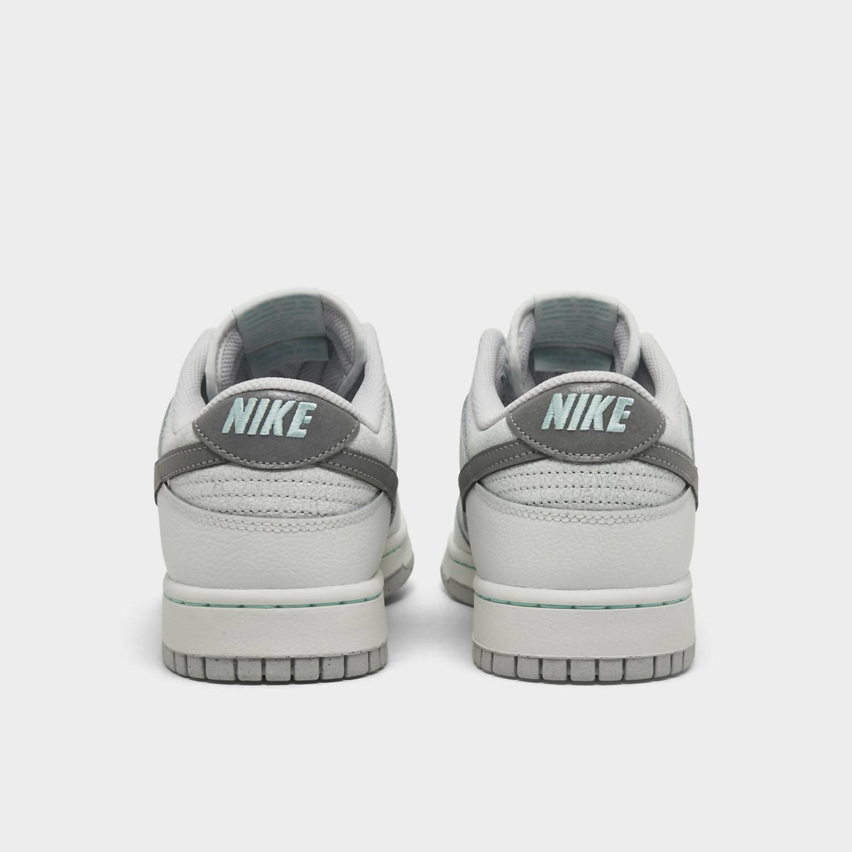 Nike - Men's Dunk Low Retro Se Shoes