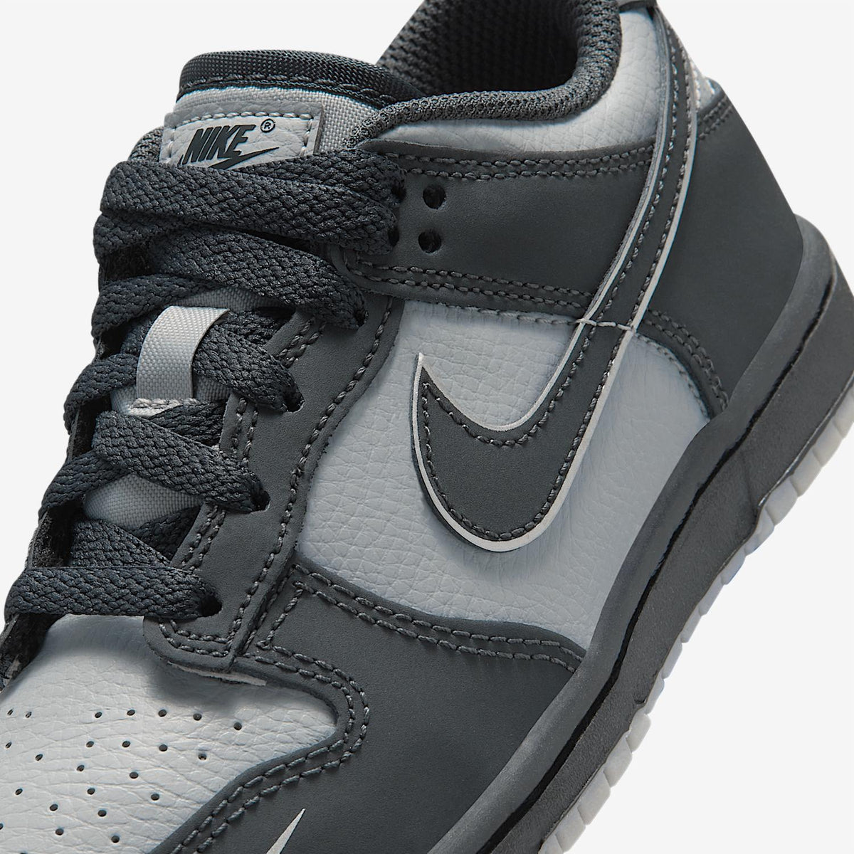 Nike - Kid's Dunk Low Sneakers