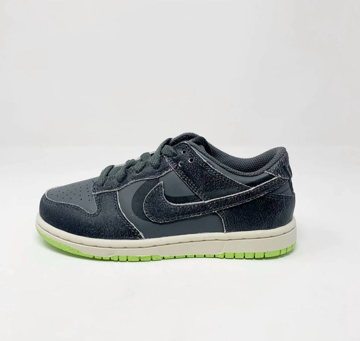 Nike - Kid's Dunk Low Sneakers