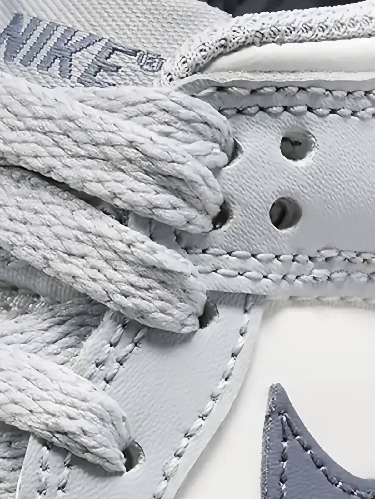 Nike - Kid's Dunk Low Sneakers