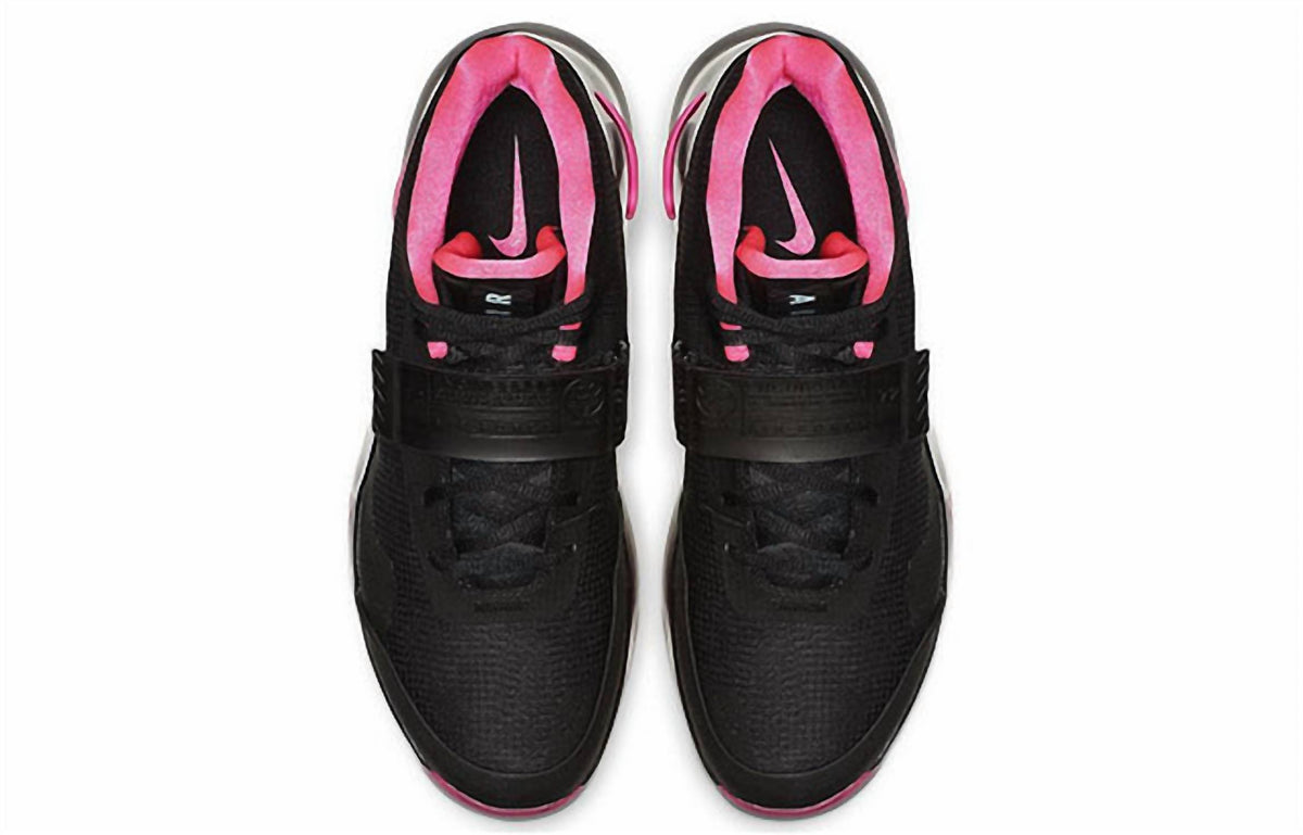 Nike - Men's Air Force Max Sneaker