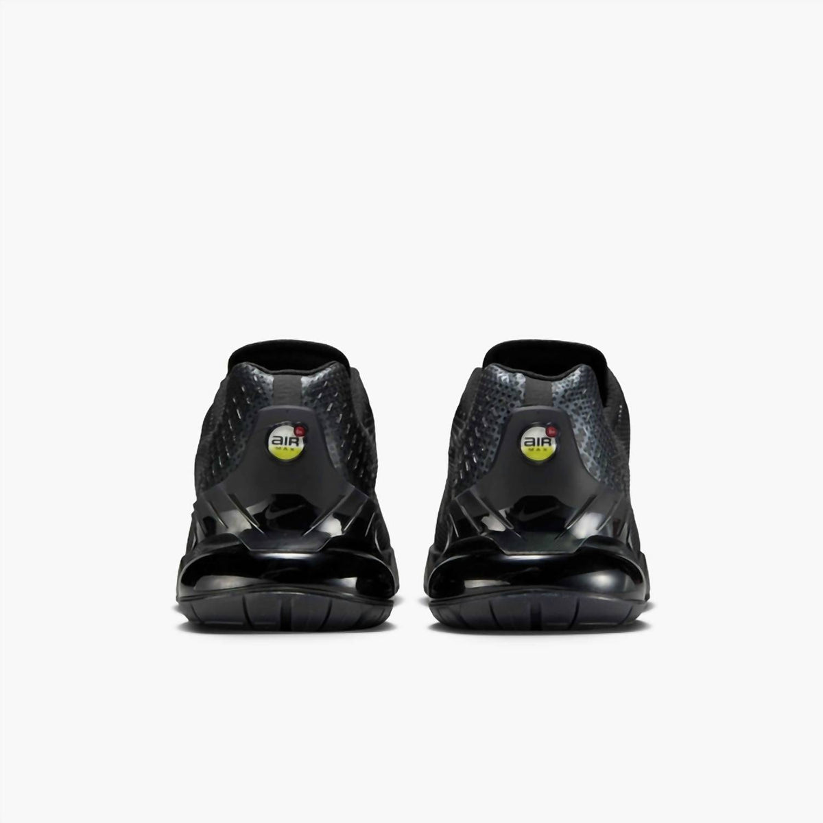 Nike - Men's Air Max Phoenix Shoes
