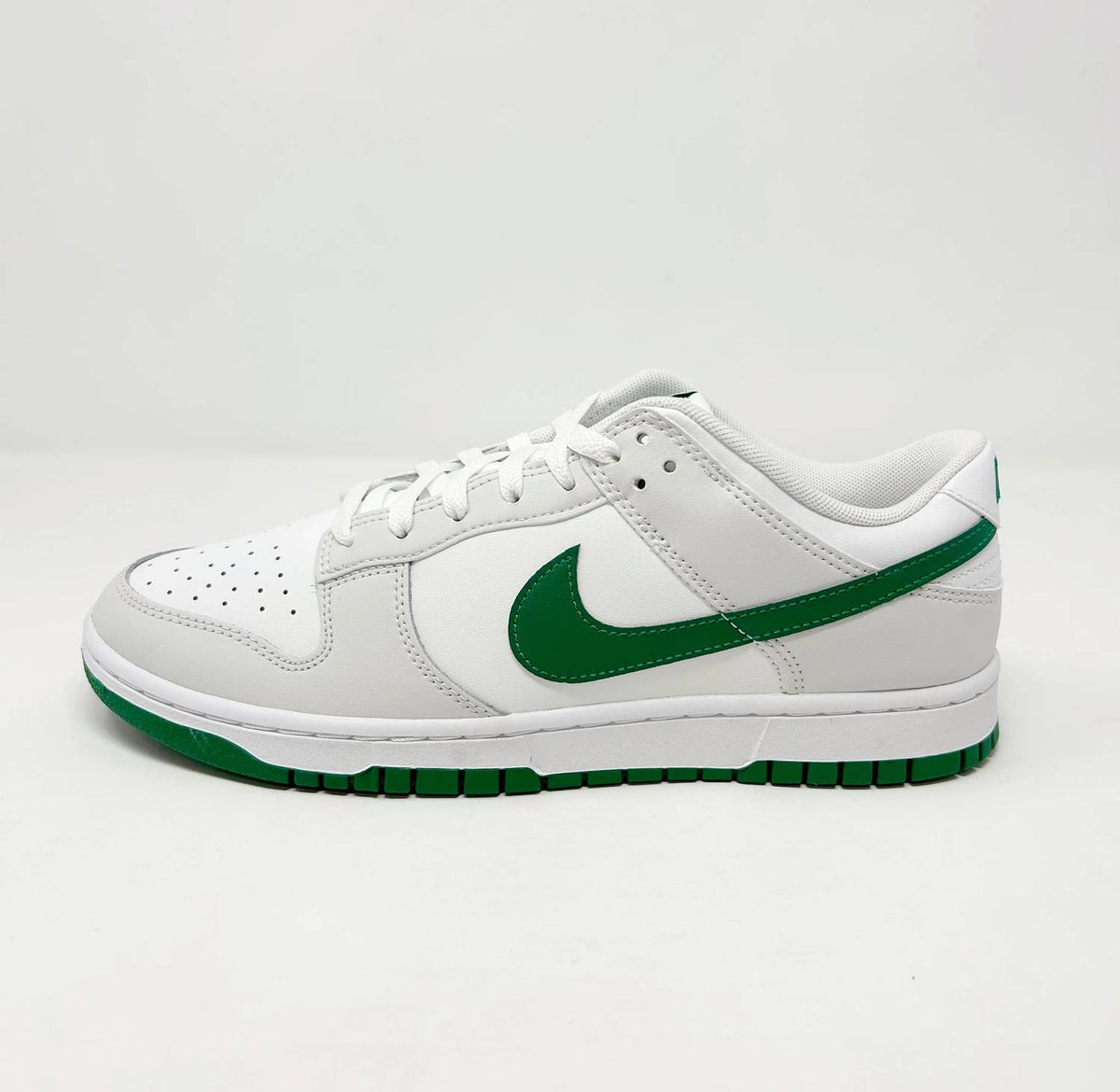 Nike - Men's Dunk Low Sneakers