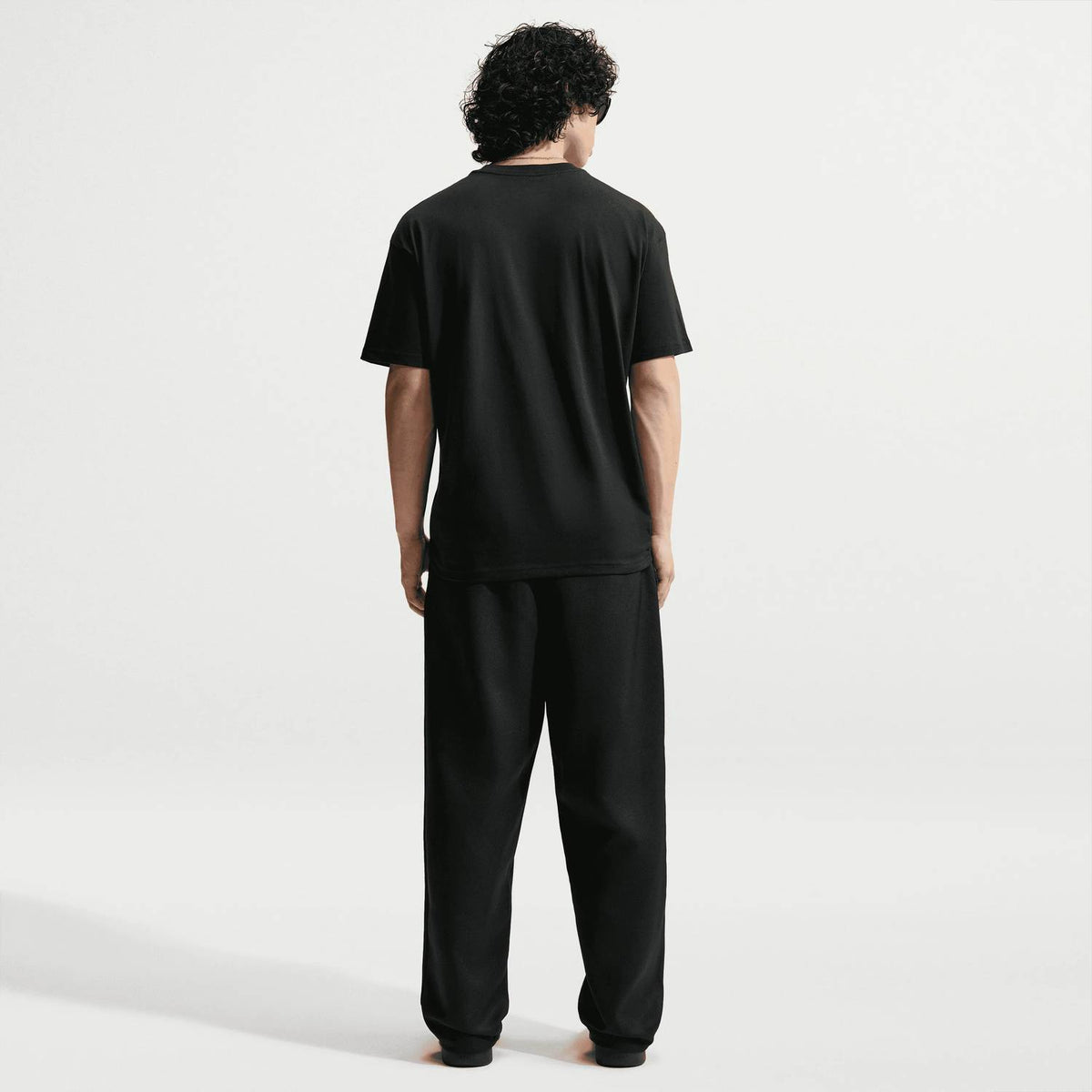 Nike - Men's Sb Embroidery Logo Shirt
