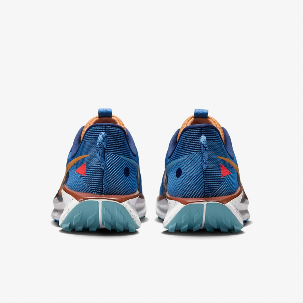 Nike - Men's Pegasus Trail 5 Shoes