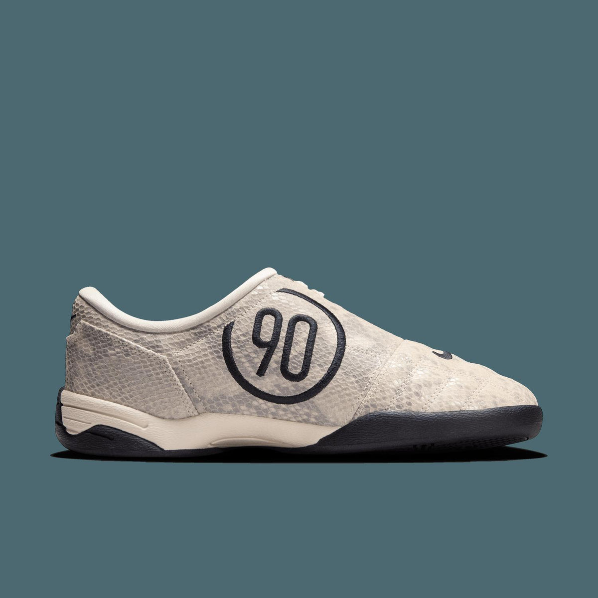 Nike - Women's Total Shoes