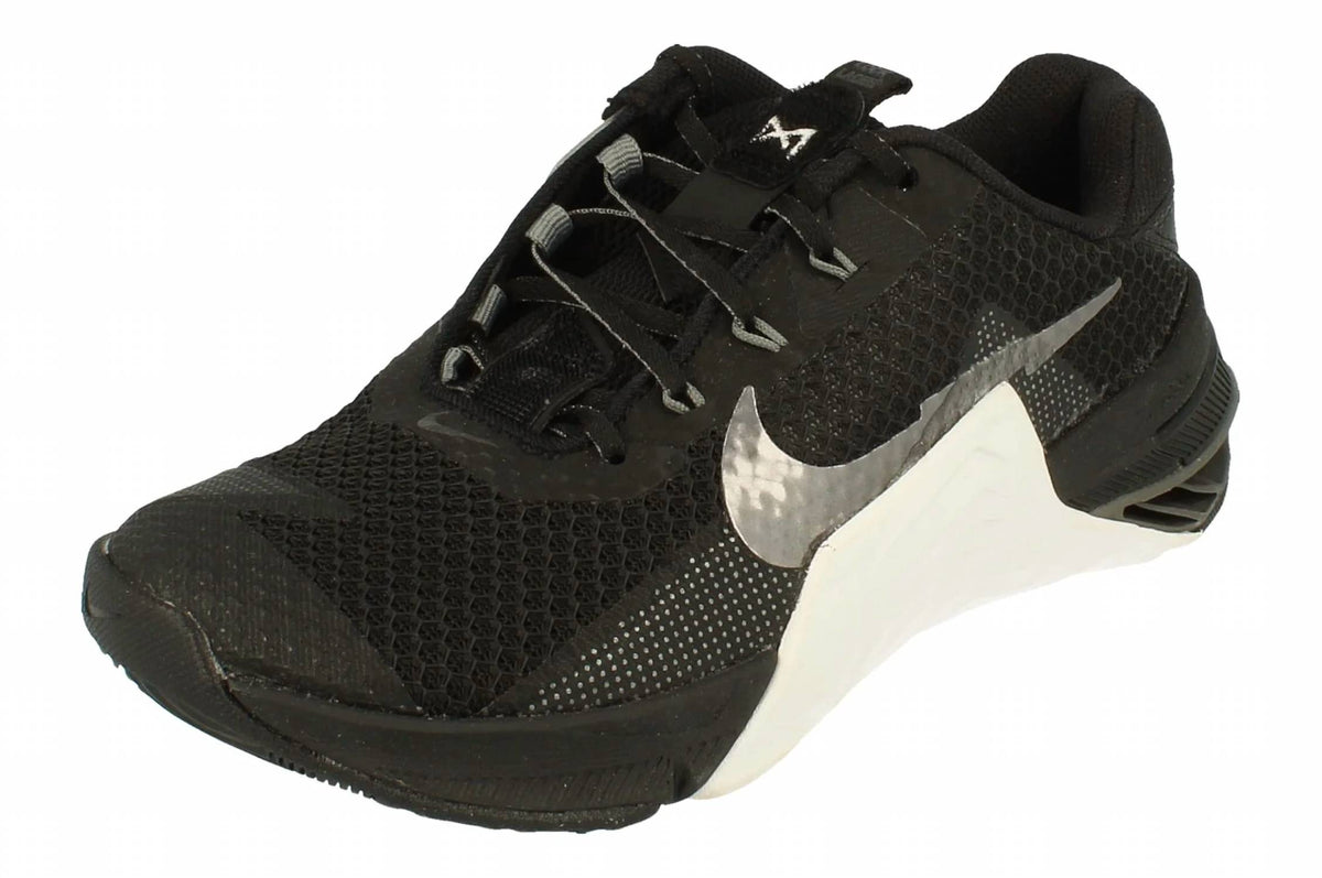 Nike - Women's Metcon 7 Sneaker