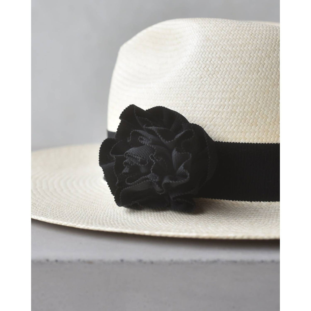 Ninakuru - Sabine Hat