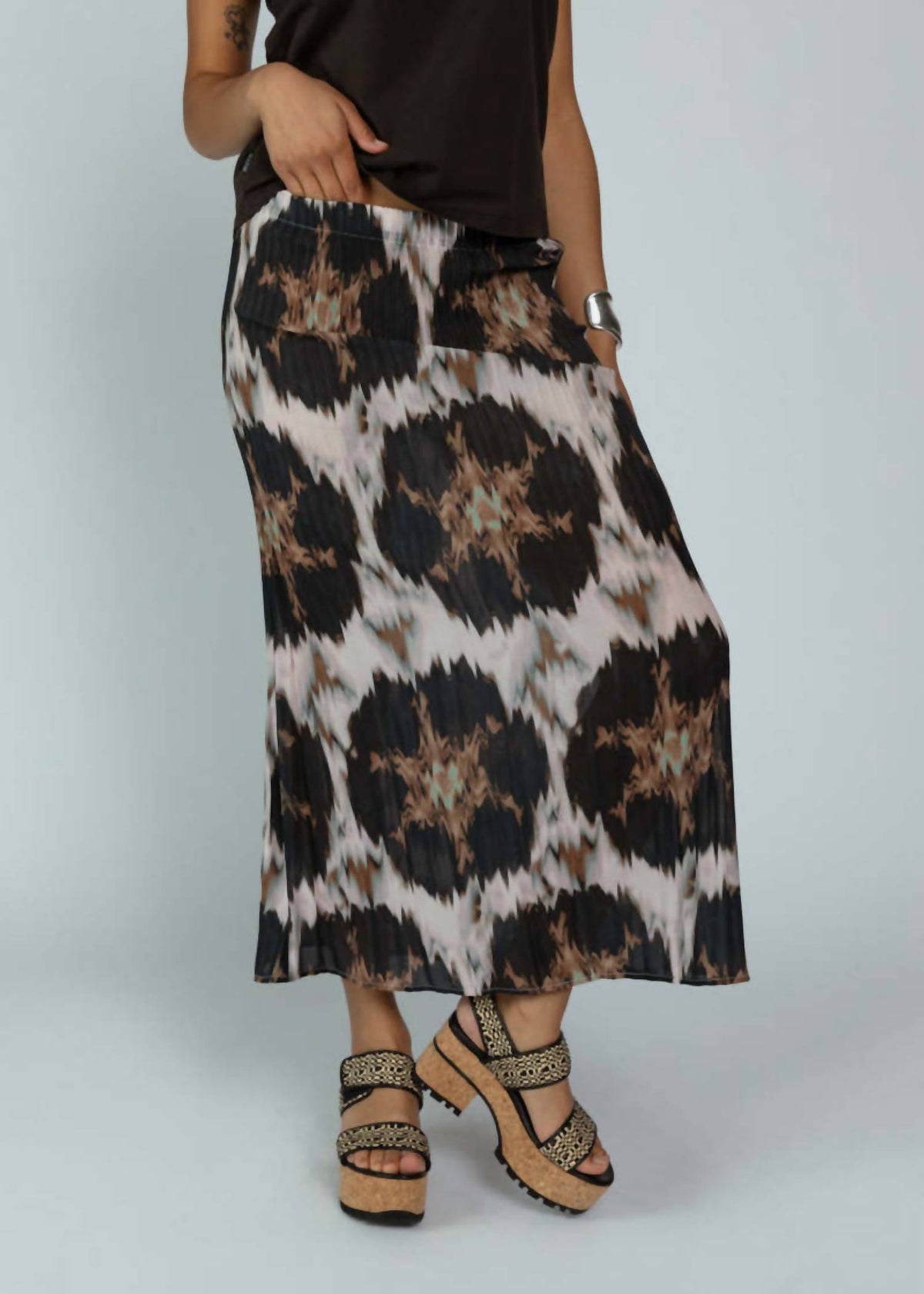 No. 6 - Hiro Midi Skirt
