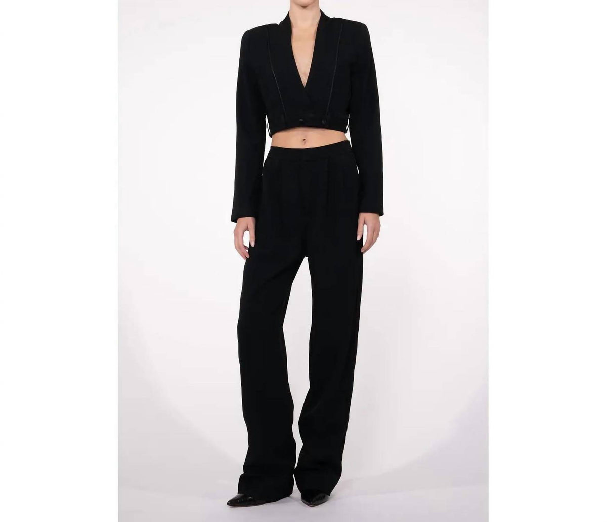 Nonchalant Label - Effie Cropped Blazer