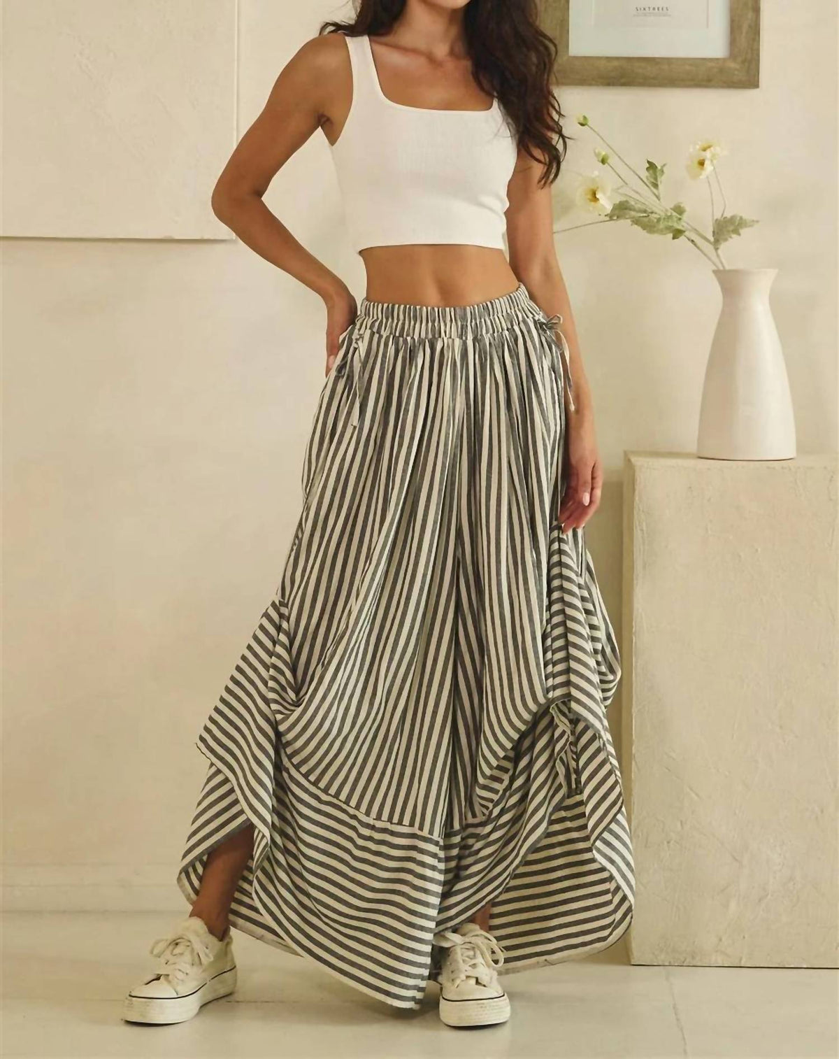 Oli & Hali - Float Down the Line Adjustable Leg Pant