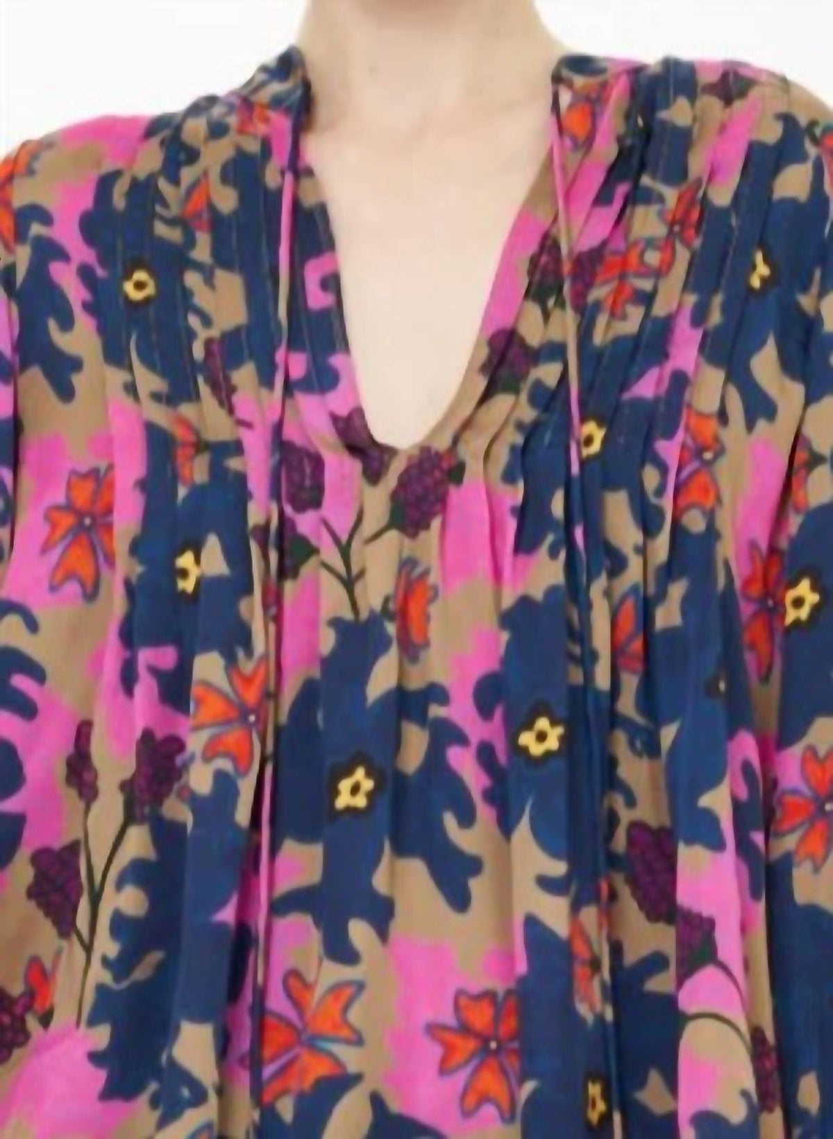 Oliphant - V-neck Pintuck Blouse