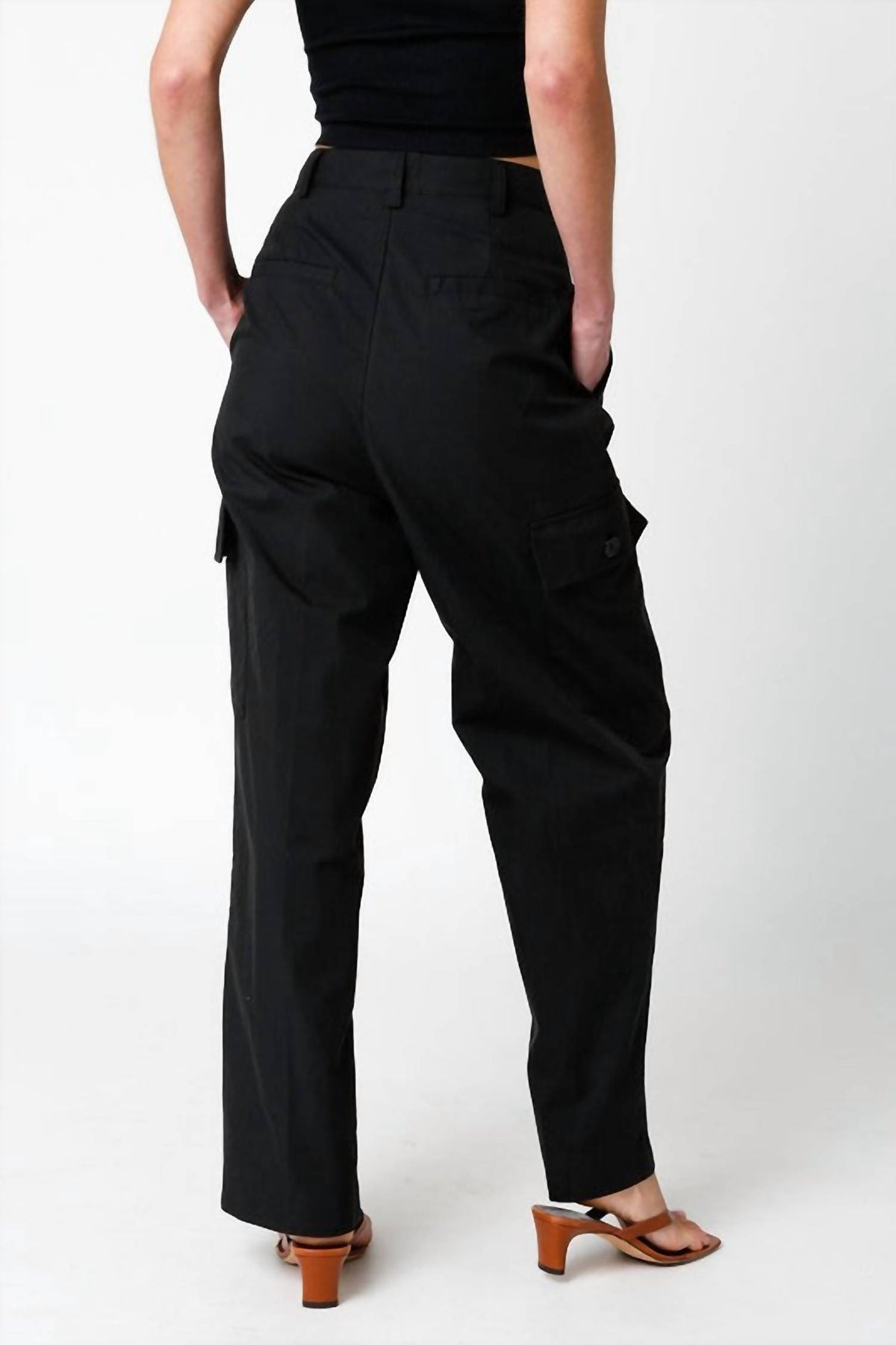 Olivaceous - Arwen Pleated Pants