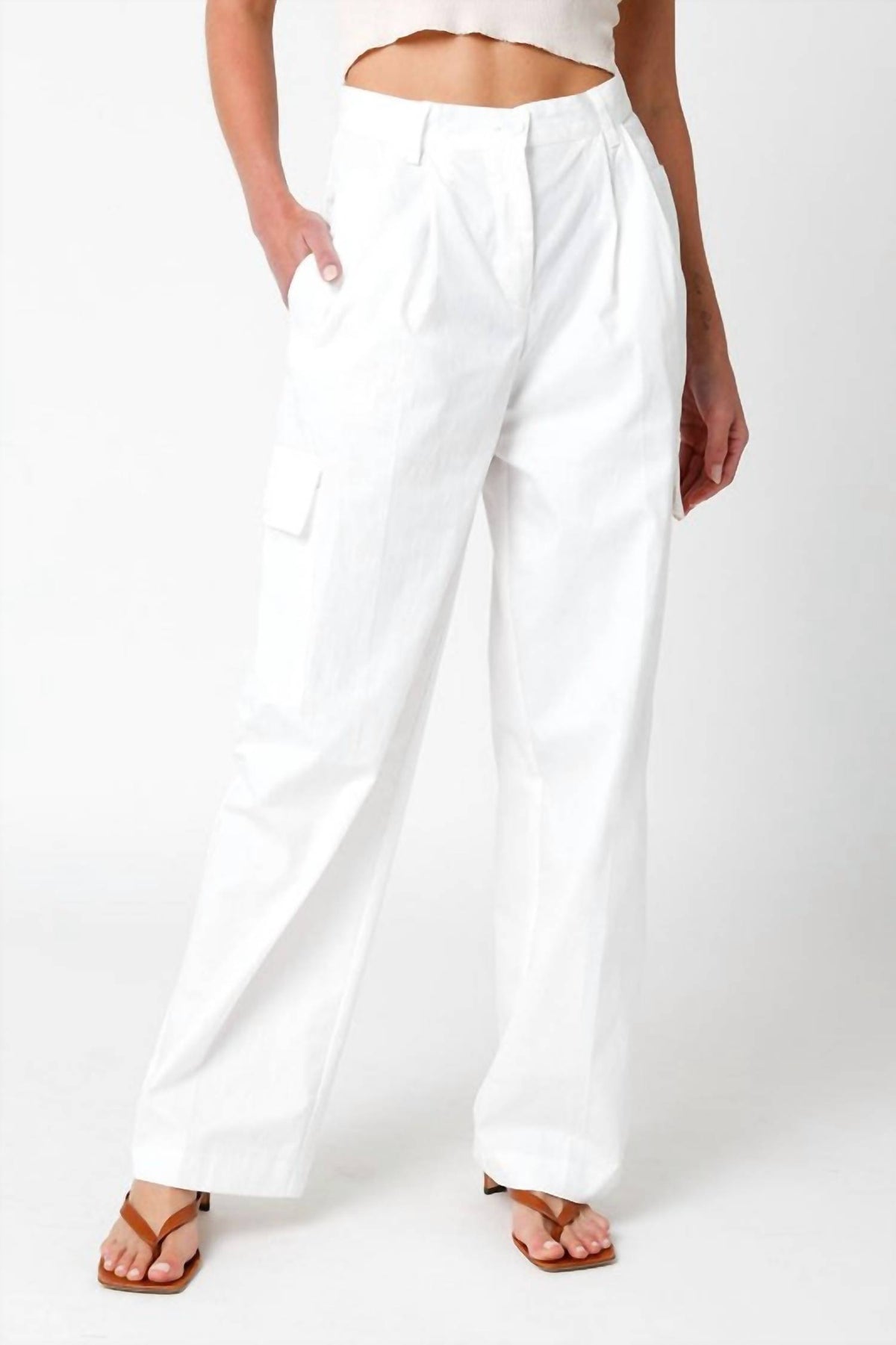 Olivaceous - Arwen Pleated Pants
