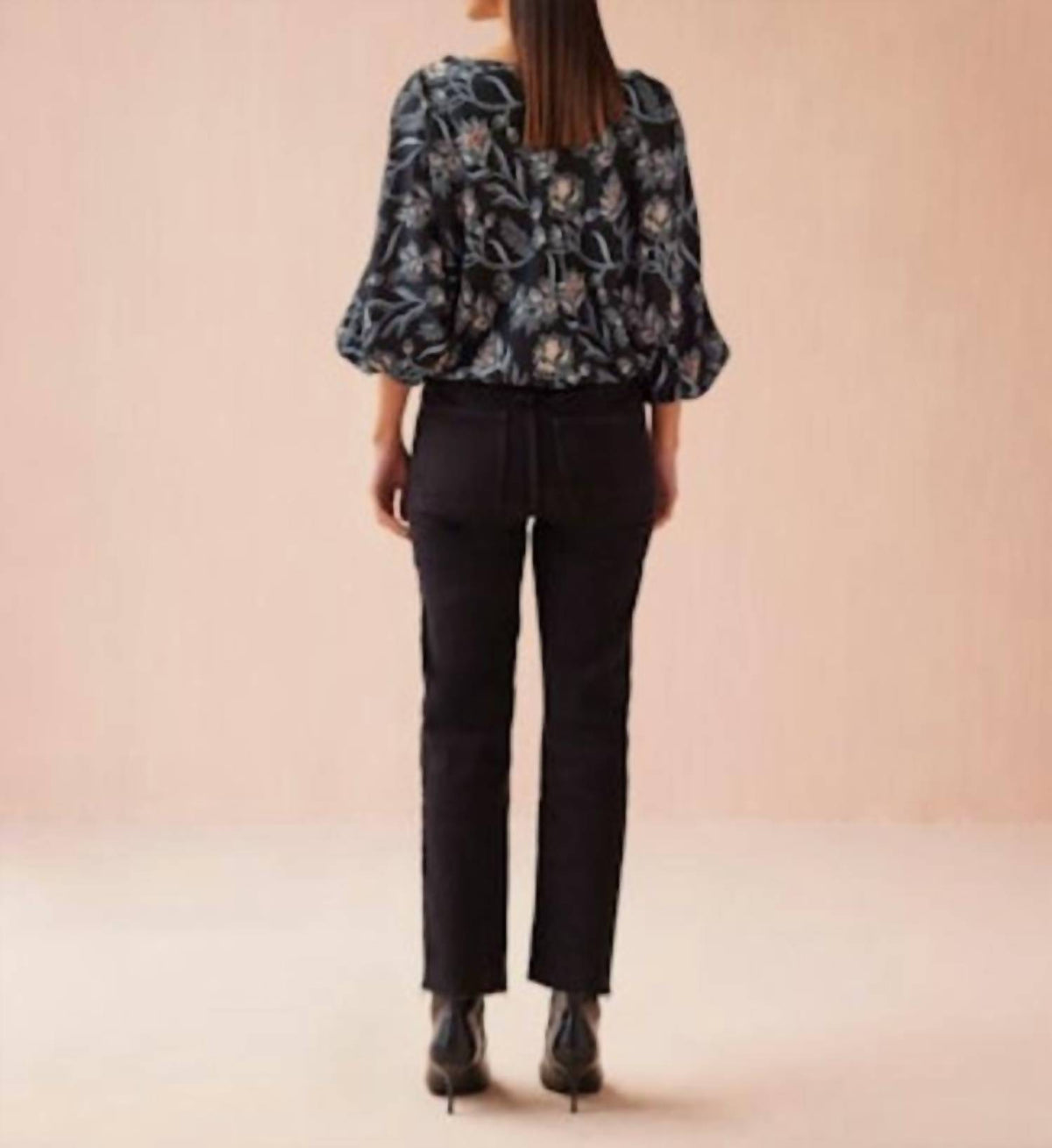 Omika - Women's Verde Blouse