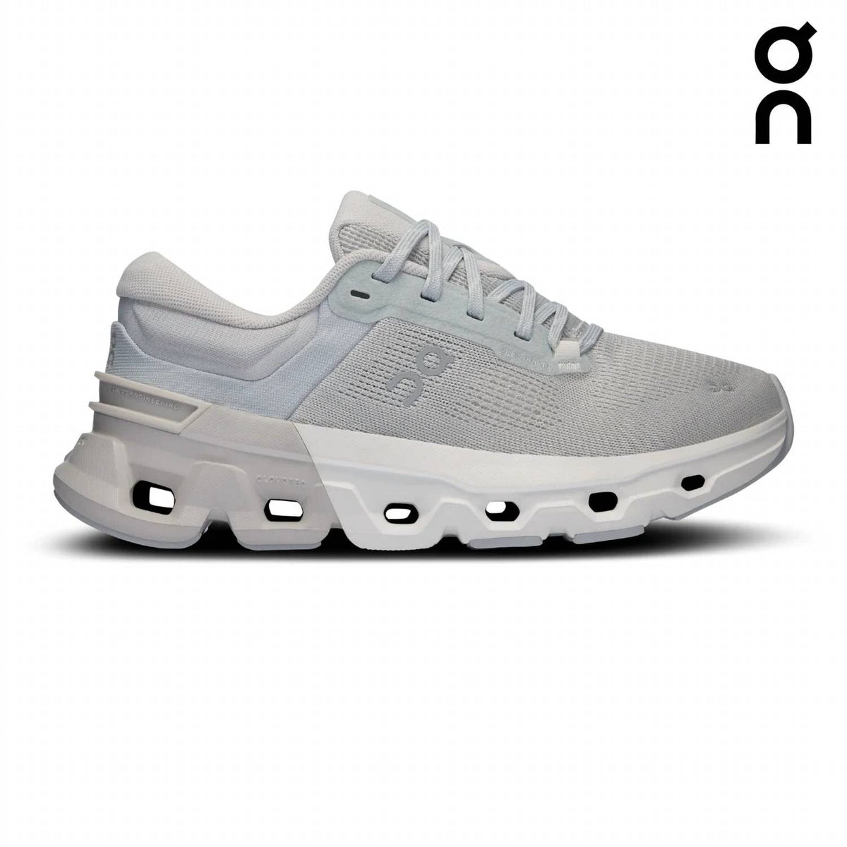 On Running - Women's Cloudflyer 5 Sneaker