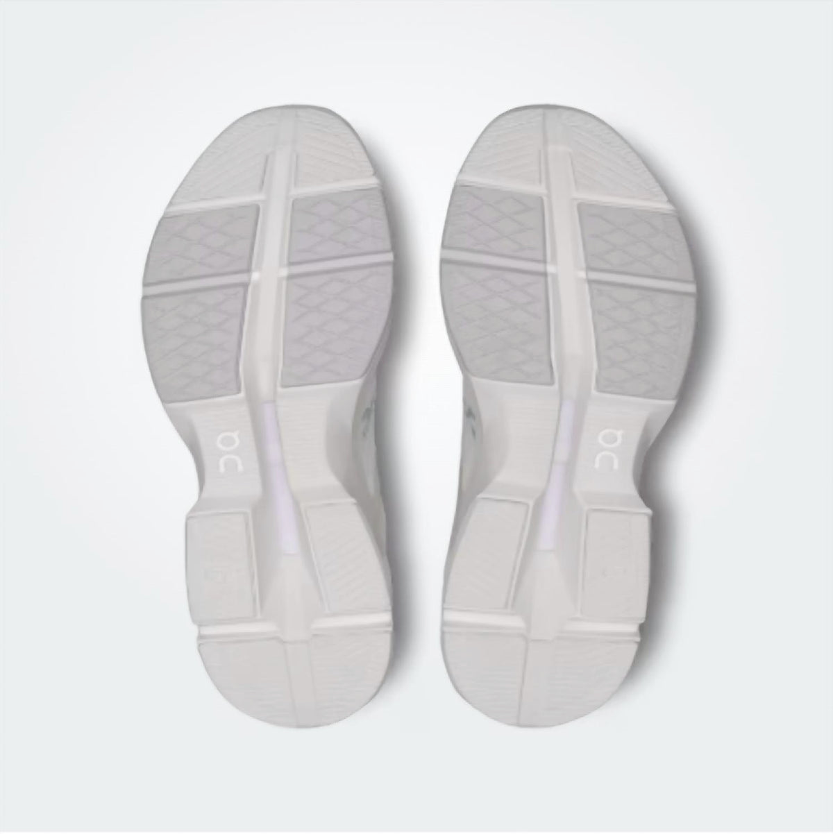On - Women's Cloudpulse Sneakers