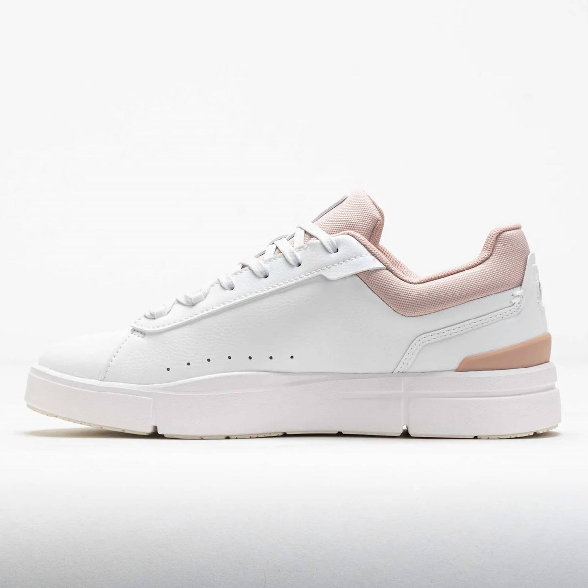 On - Women's Roger Advantage Sneakers