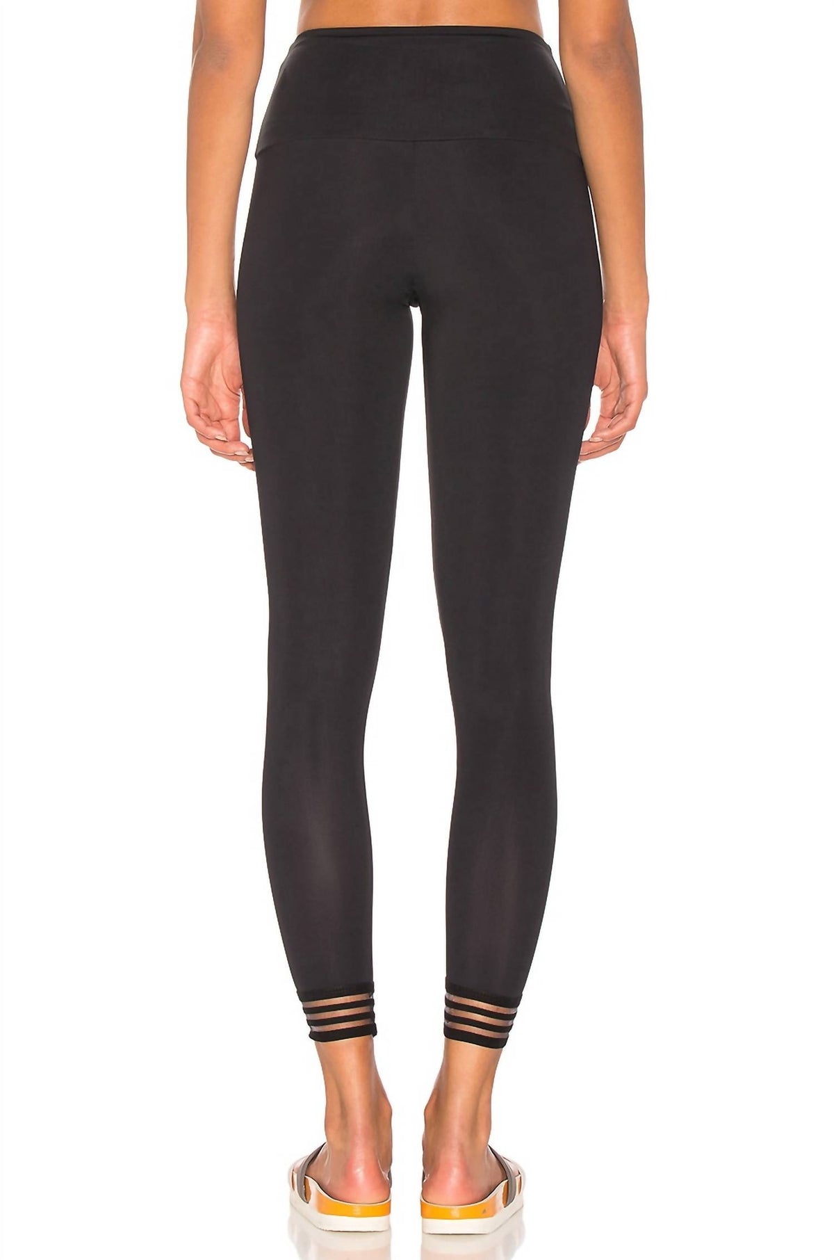Onzie - Ritz Capri Pants