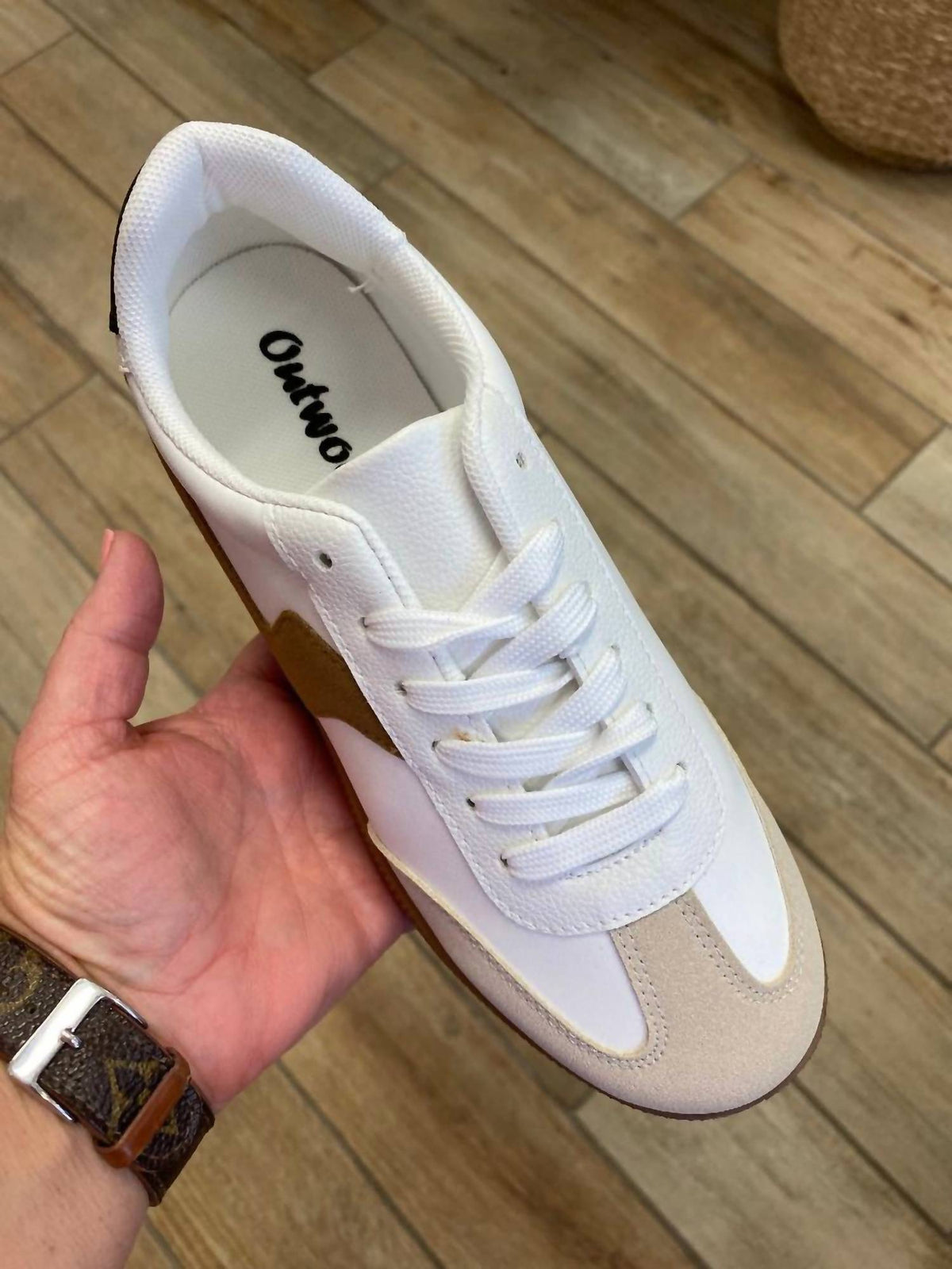Outwoods - Women's Great-1 Sneaker