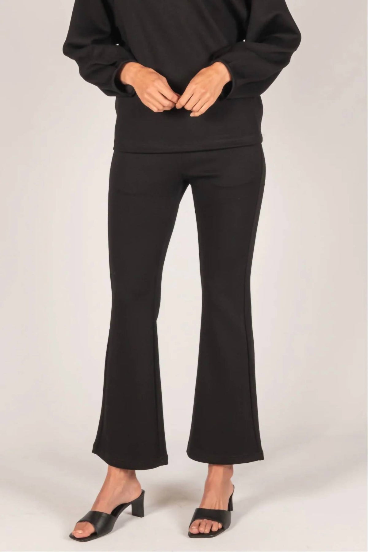 P.Cill - Flare Pants