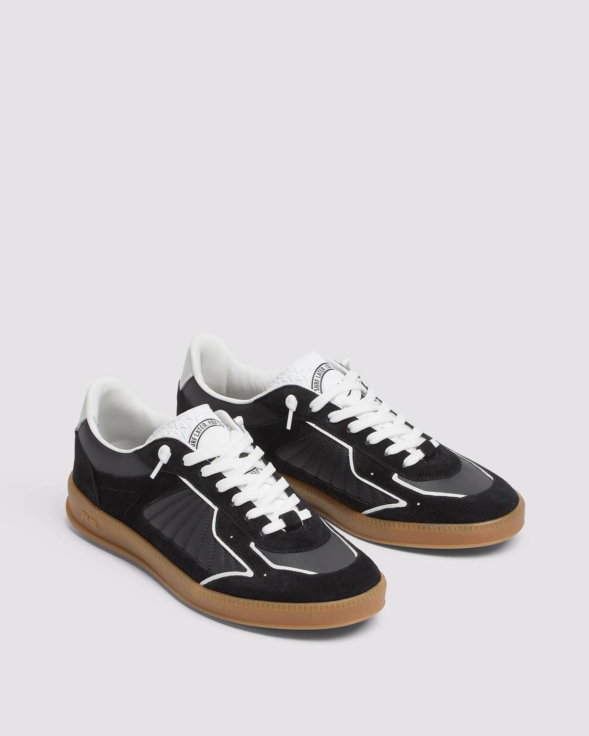 P448 - Men's Marte Sneaker