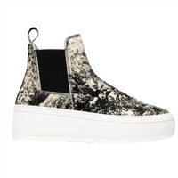P448 - Women's Lucy Pull-On Sneaker