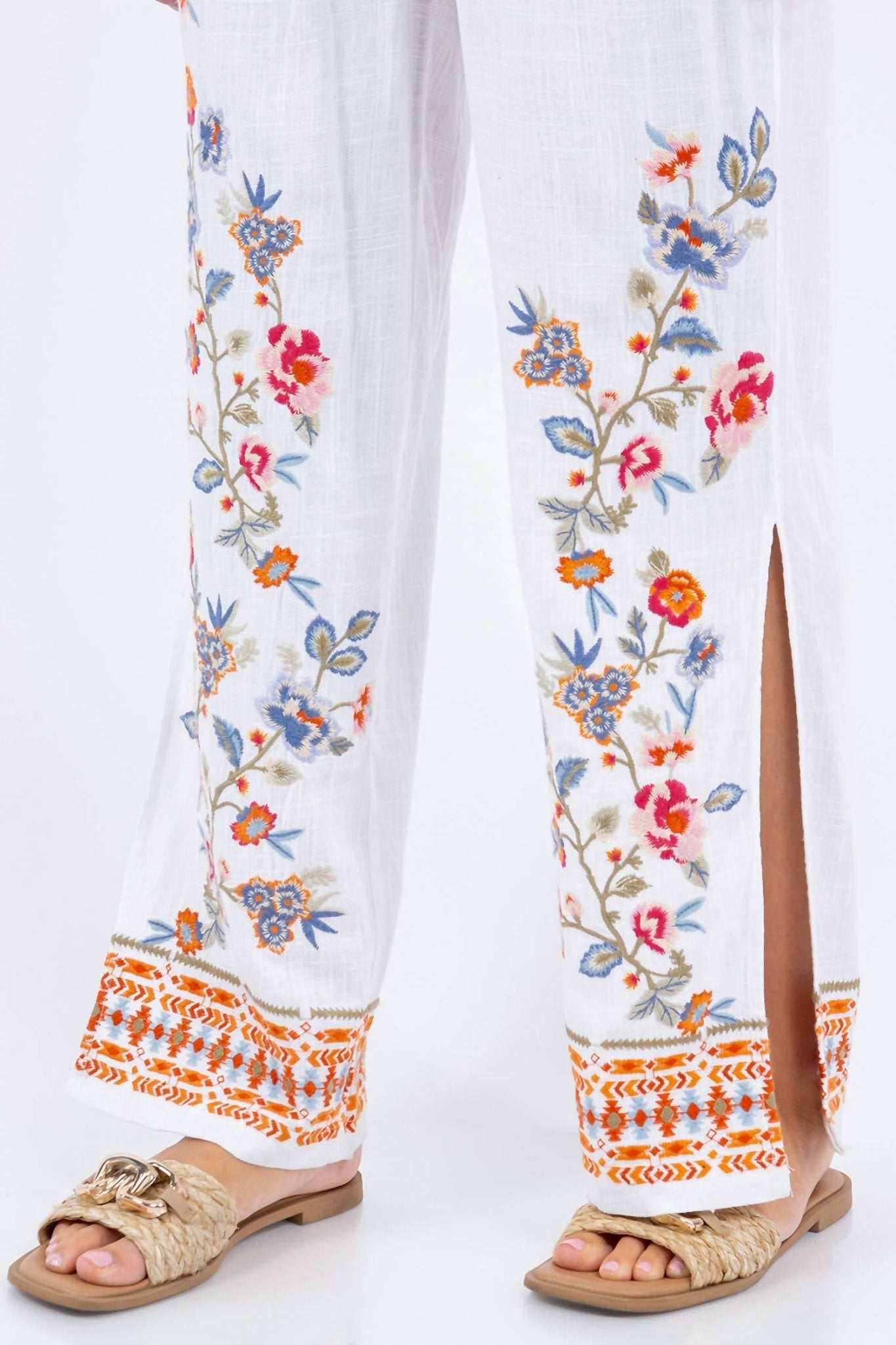 Paparazzi - Linen Blend Embroidered Slit Side Pant - clothing - directbrandpartner - floral