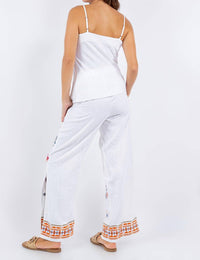 Paparazzi - Linen Blend Embroidered Slit Side Pant - clothing - directbrandpartner - floral