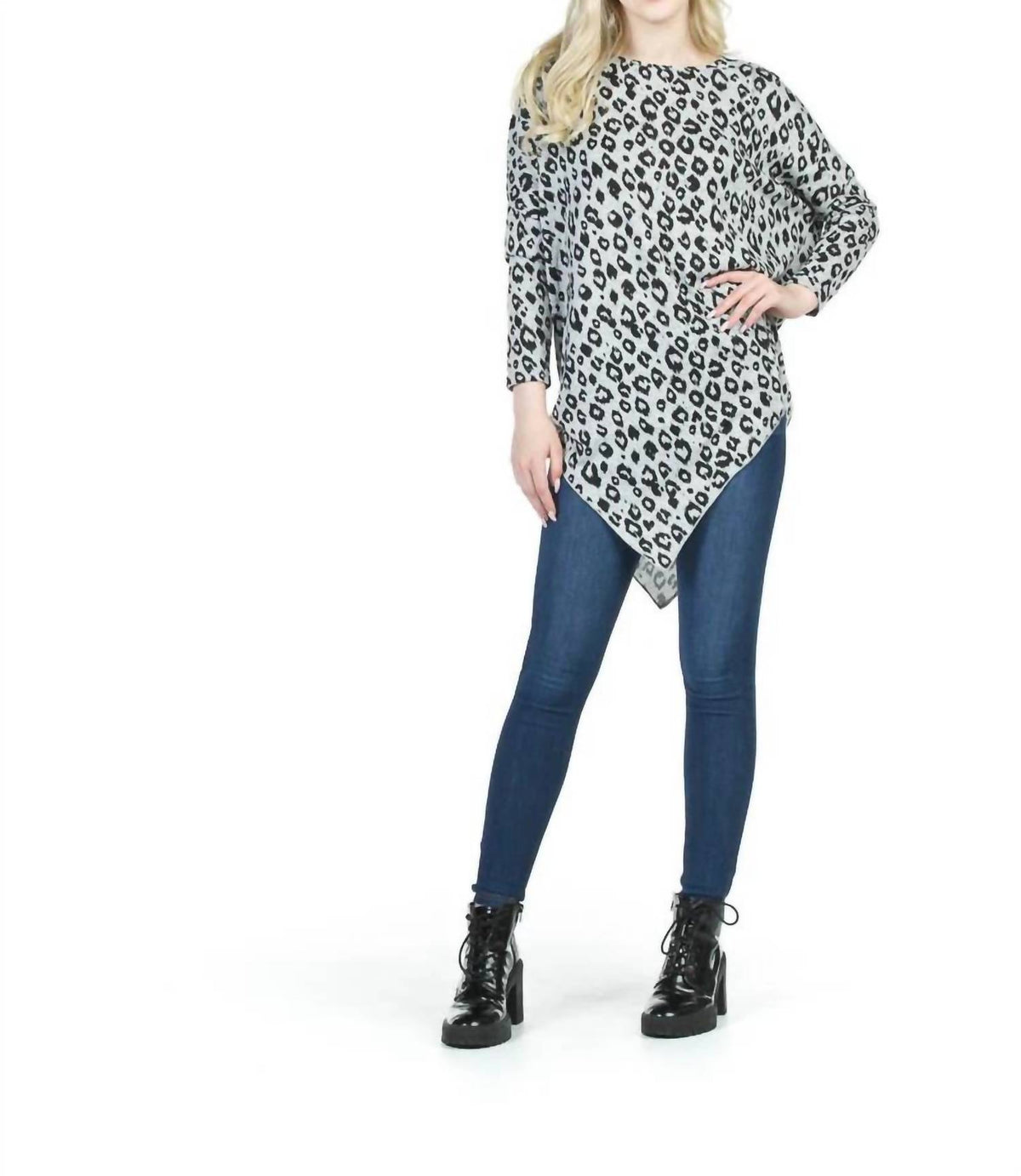 Papillon - Leopard Print Sweater With Asymmetrical Hem