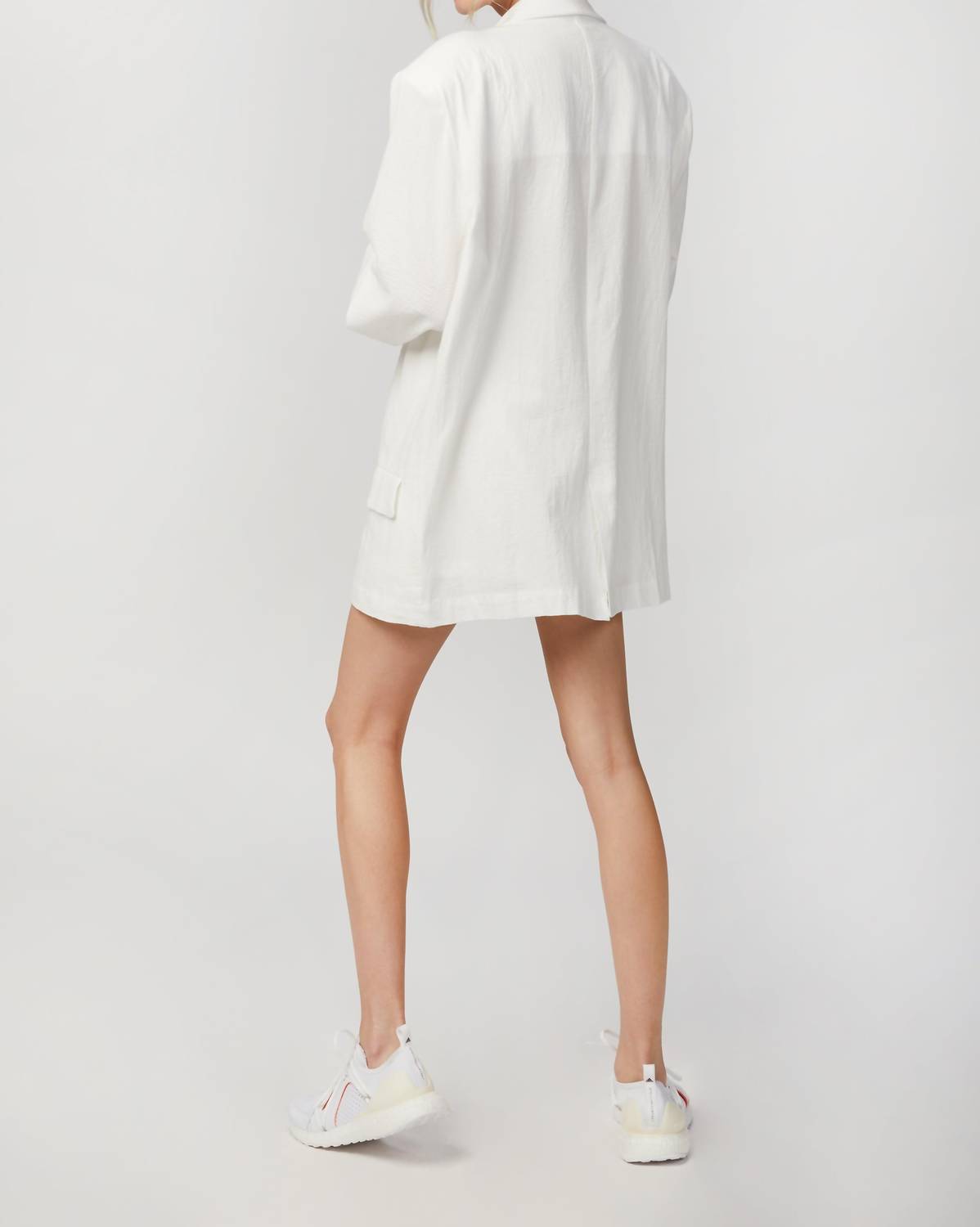 BEACH BLAZER