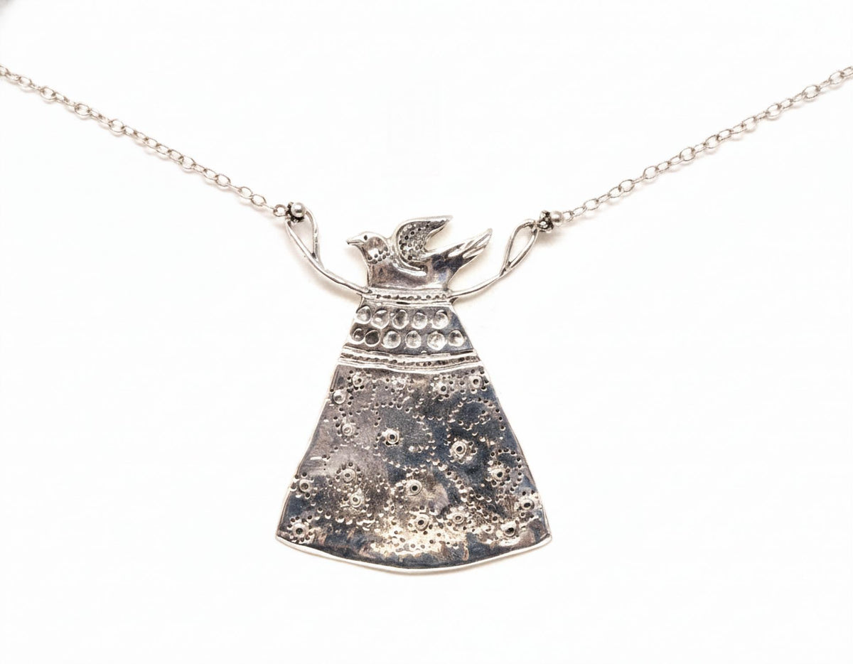 Patience Brewster - Women's Bird On Apron Necklace