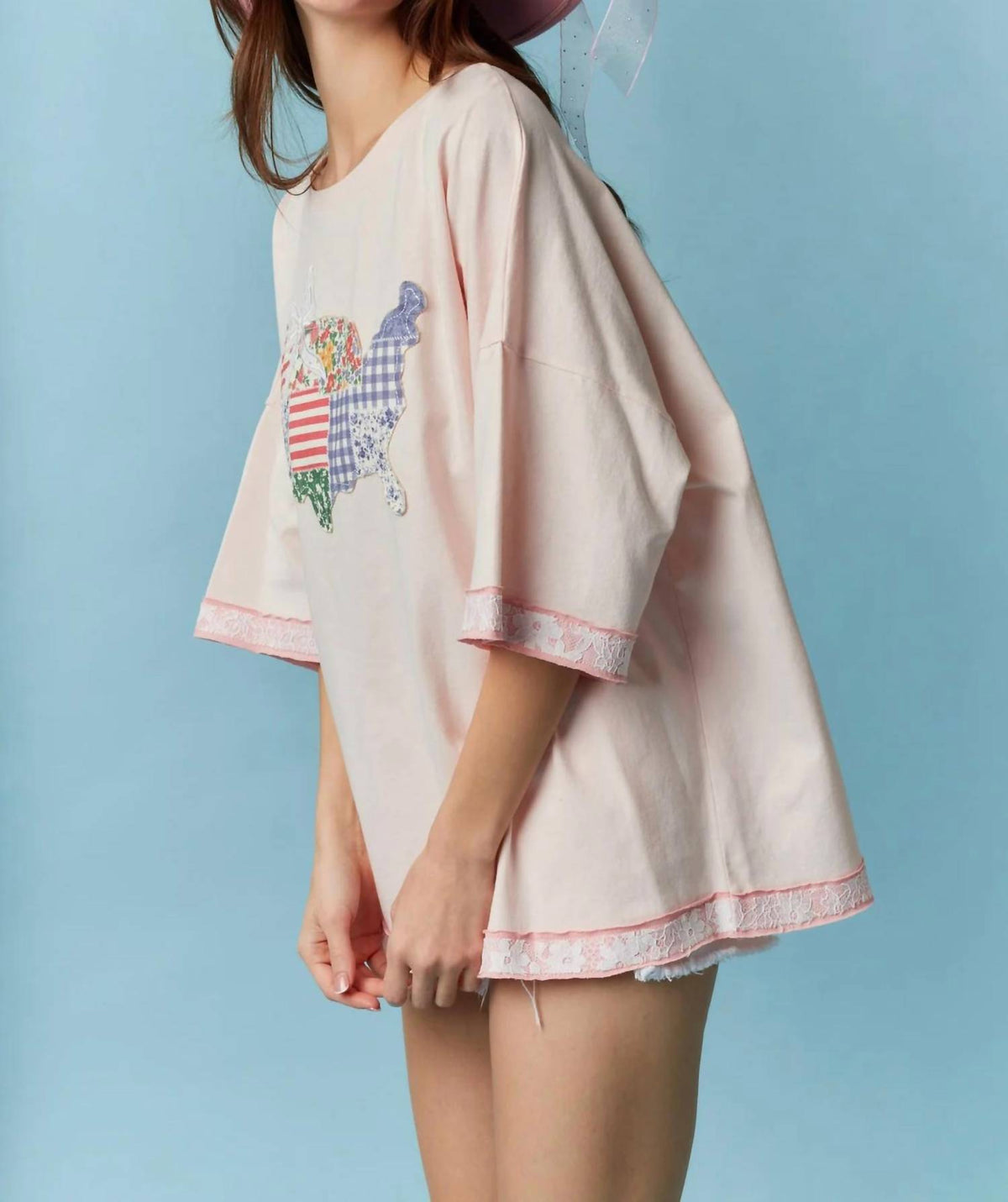 Peach Love - Oversized Usa Land Map Patched Top
