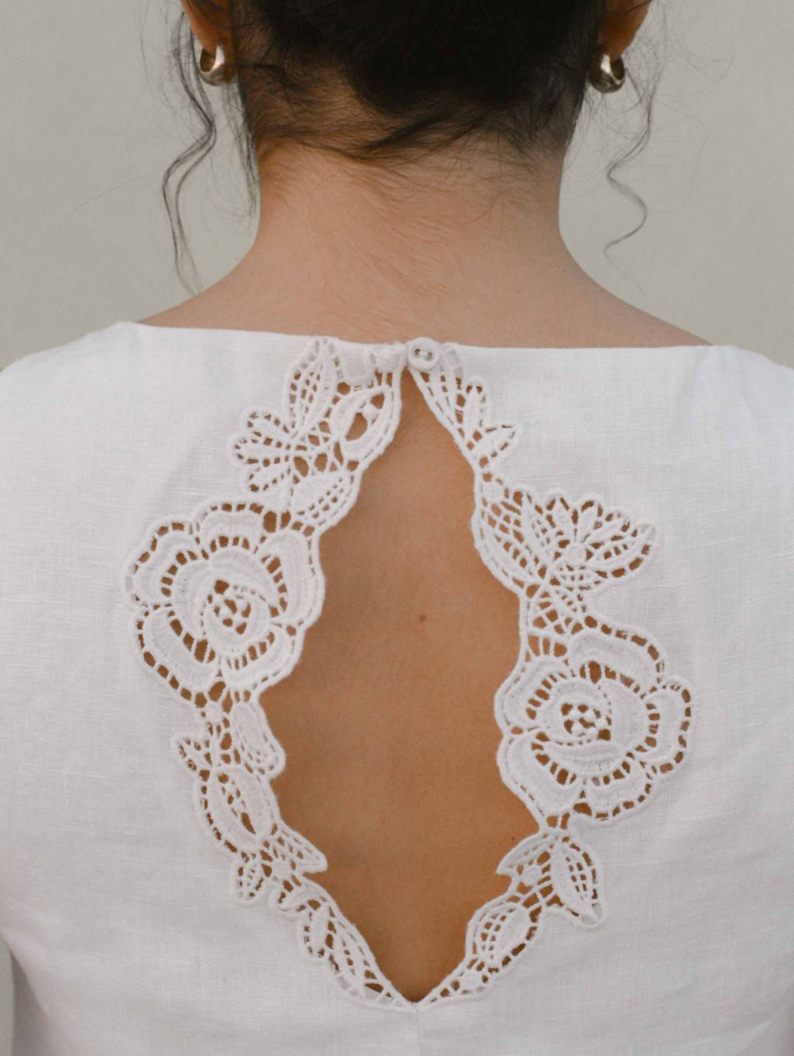 Peony - Embroidered Mini Keyhole Dress