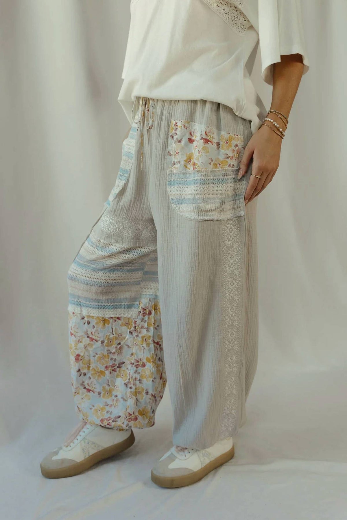 Pol - Andie Floral Patch Pants