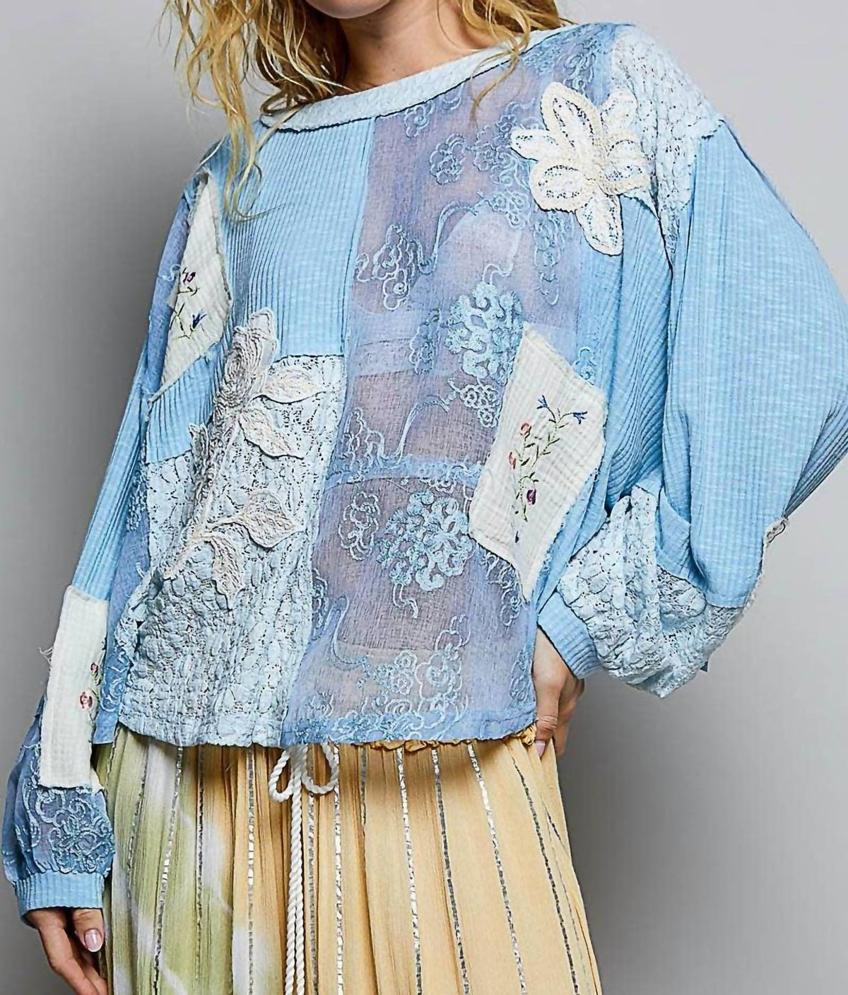Pol - Crochet Embroidered Patch Lace Top