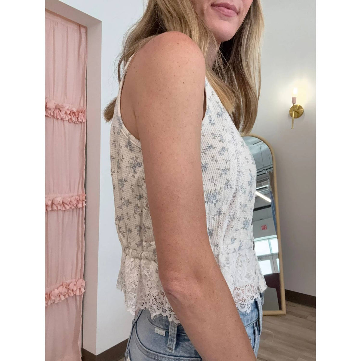 Pol - Daisy Lane Lace Tank Top