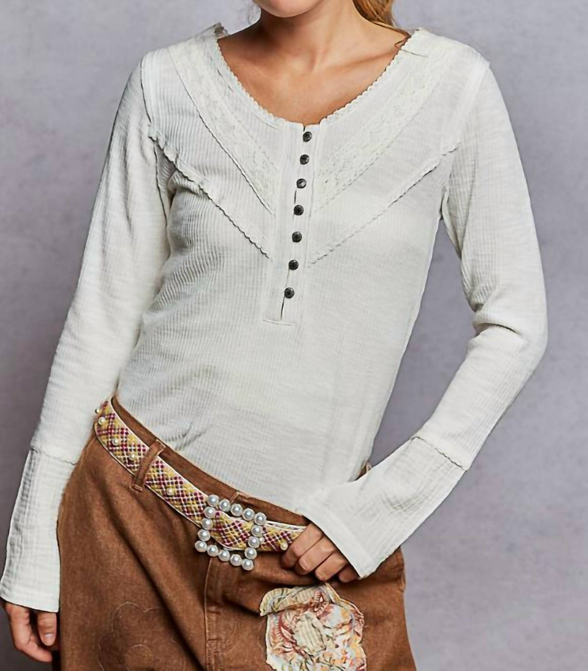 Pol - Desiree V-neck Top