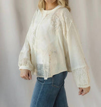 Pol - Gretchen Lace Patch Floral Tee