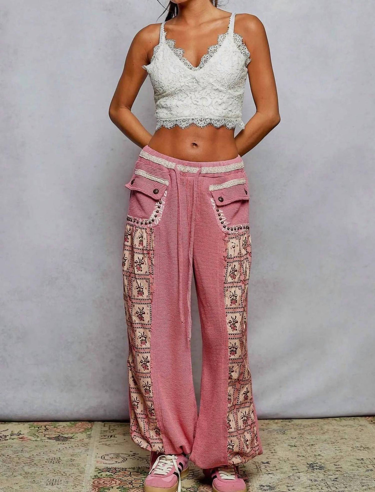 Pol - Printed Contrast Stud Button Joggers
