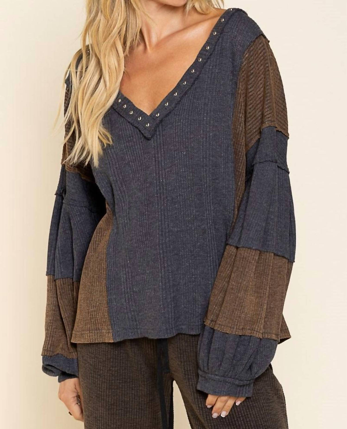 Pol - Stud Detail Balloon Sleeve Top
