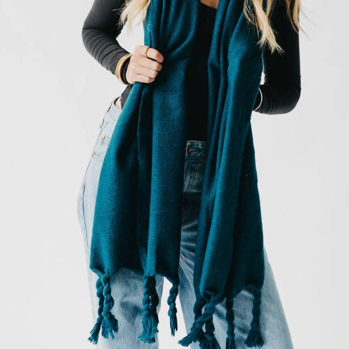 Pretty Simple - Twyla Twisted Tassel Scarf