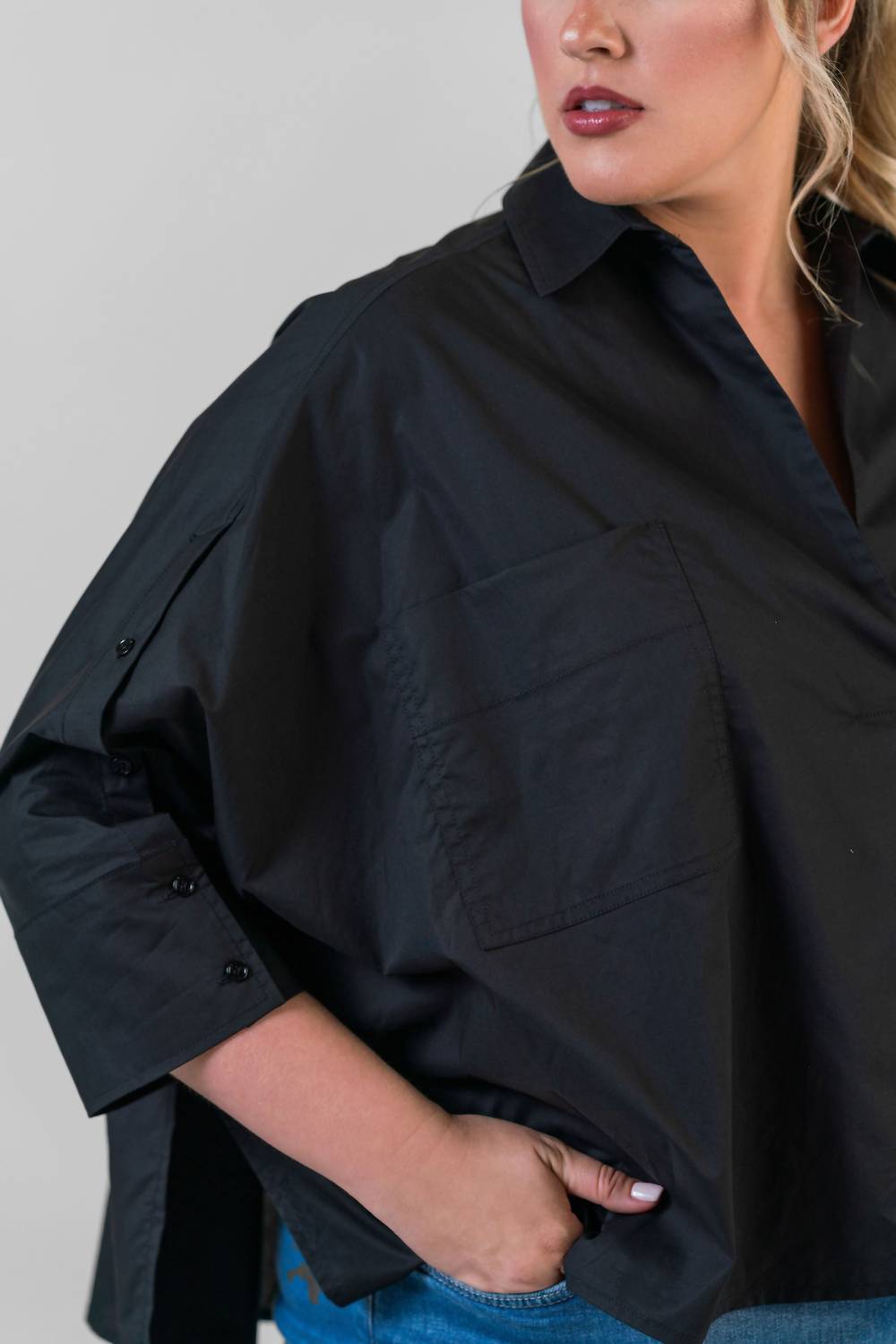 Psophia - Camisa Cut Out