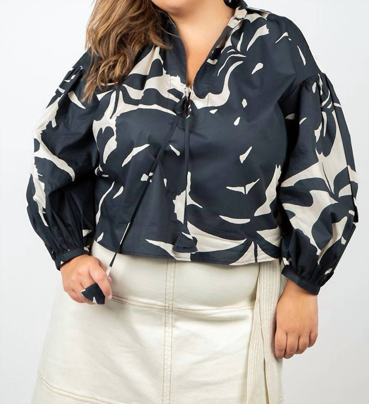 Psophia - Long-sleeved Poplin Blouse